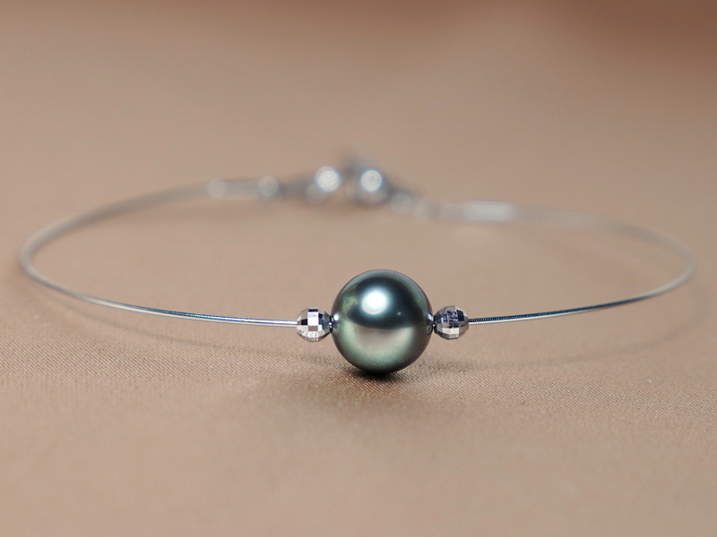 Zlatý náramok s pravou tahitskou perlou a nastaviteľnou retiazkou